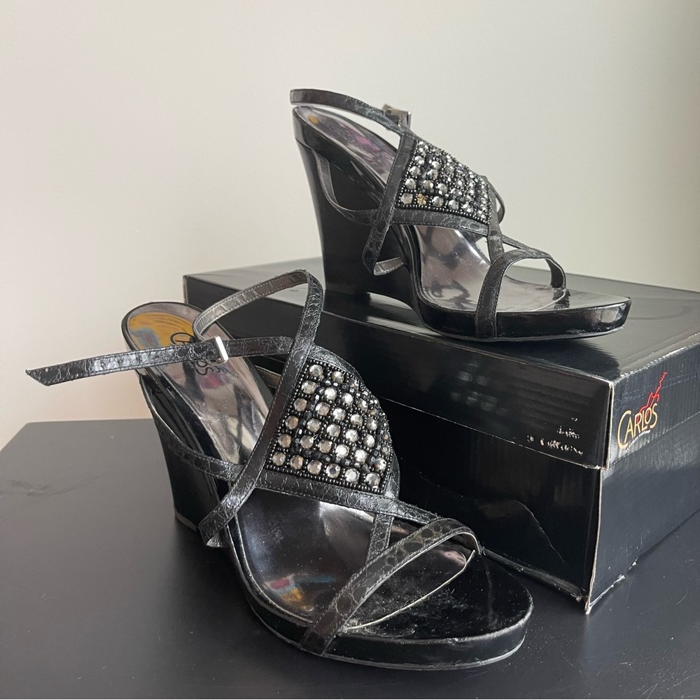 Carlos by Carlos Santana Womens Allure Rhinestone Black Wedge Sandal Size 10M